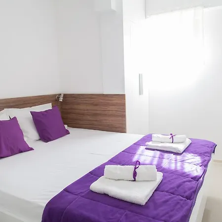 Center Guest house *